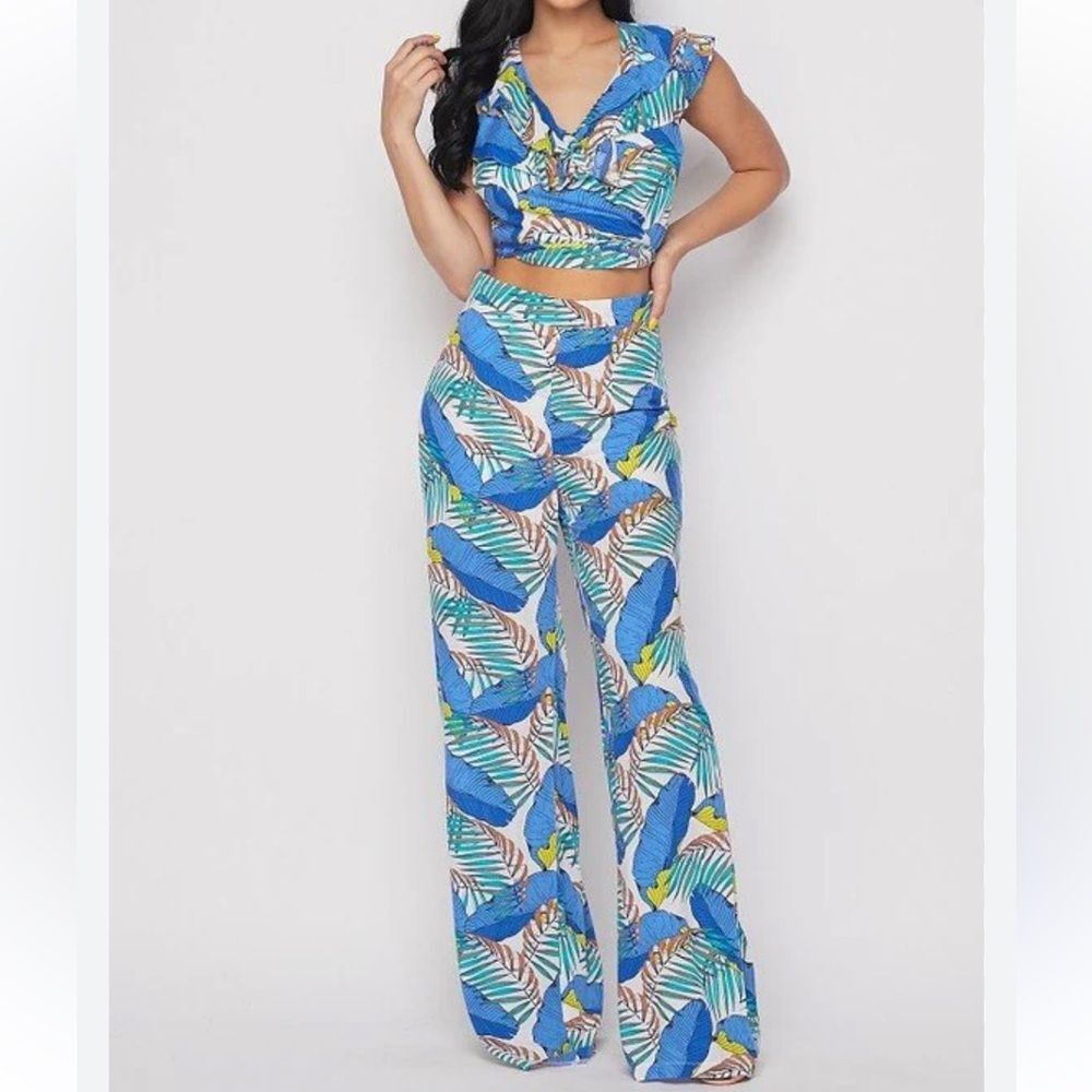 The Sang 2 piece tropical wrap top and wide leg pants Colorful Leaf Print resort